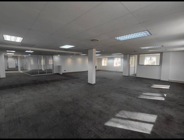 2,414M² OFFICE TO LET IN BRYANSTON